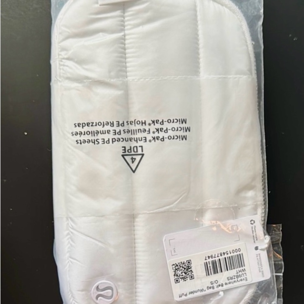 Lululemon Athletica White Quilted Bag ✨CROSSBODY BAG ✨ - Picture 3 of 7